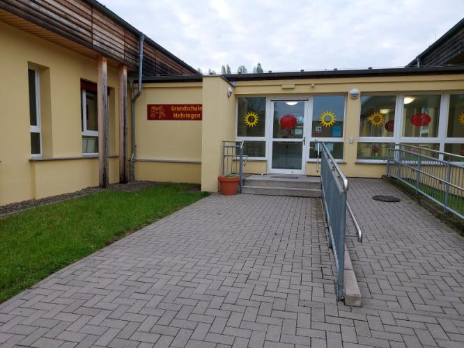 Schulgeb&auml;ude
